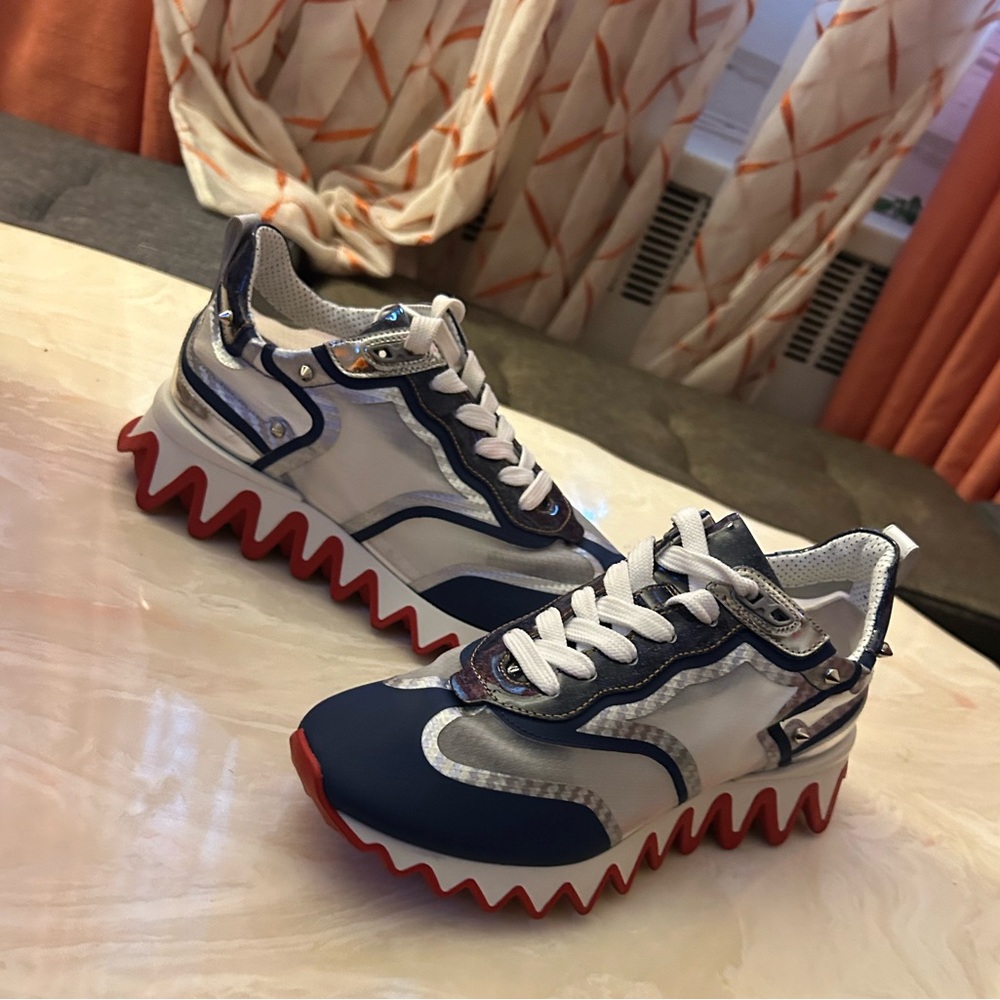 Christian Louboutin Sharkina
